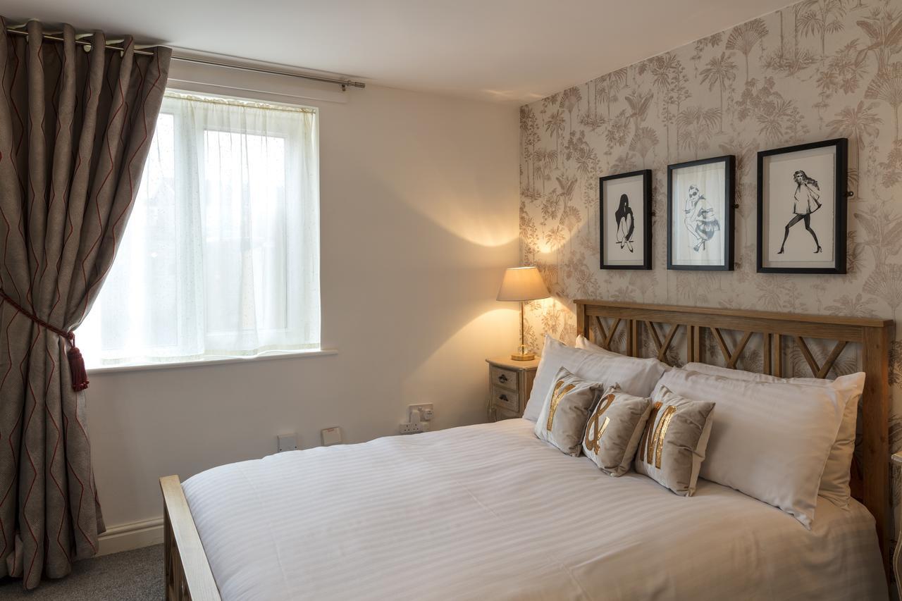 River Court Apartments Lets CBG Εξωτερικό φωτογραφία