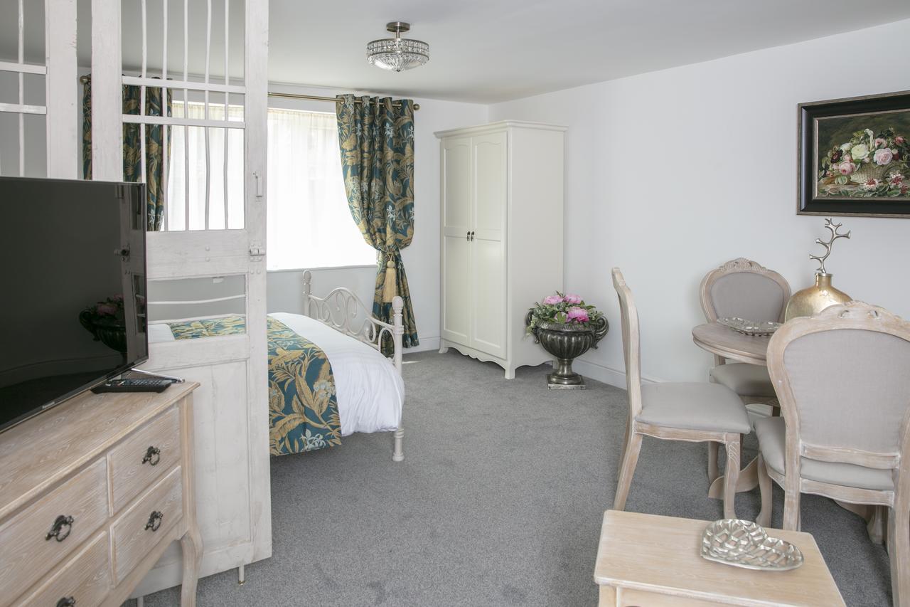 River Court Apartments Lets CBG Εξωτερικό φωτογραφία
