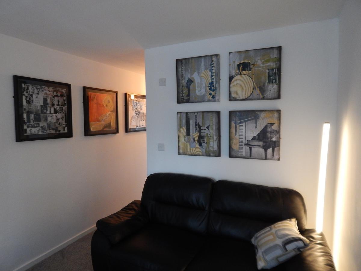 River Court Apartments Lets CBG Εξωτερικό φωτογραφία