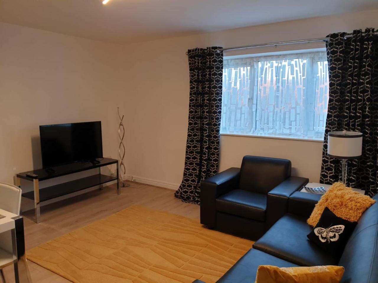 River Court Apartments Lets CBG Εξωτερικό φωτογραφία